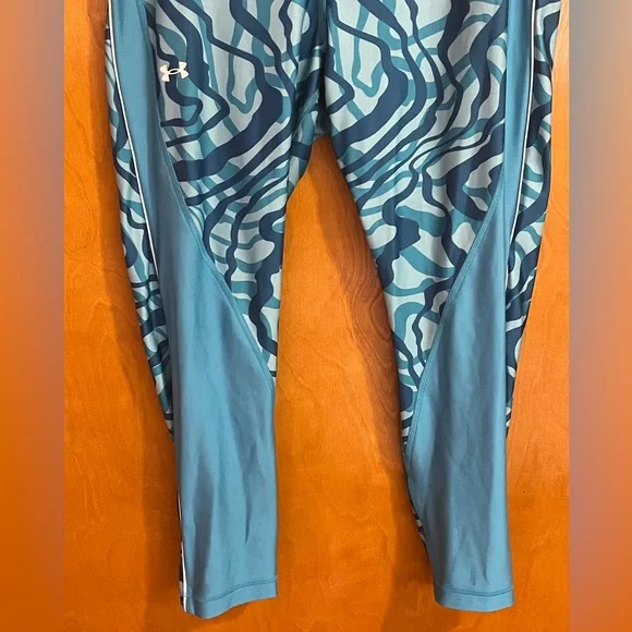 Under Armour EUC Compression Heat Gear Teal and Blue Leggings. Women’s size XL - Picture 4 of 13